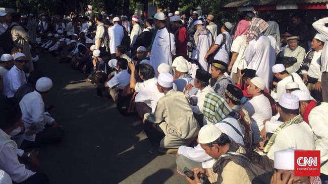Kemenko Polhukam menyambut baik wacana parpol yang ingin menampung eks HTI. Hal itu dinilai sebagai langkah yang positif pascapembubaran ormas tersebut.