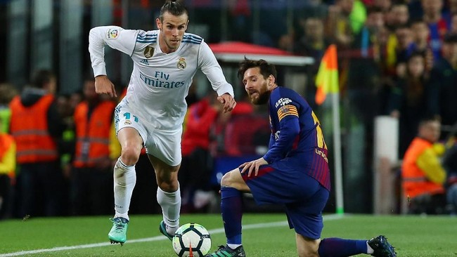 Gol Gareth Bale menghindarkan Real Madrid kalah di markas Barcelona pada duel El Clasico di La Liga Spanyol, di Stadion Camp Nou, Minggu (6/5).
