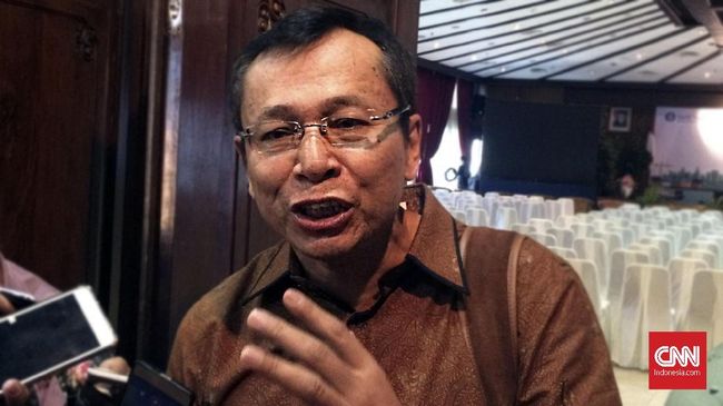 Sekretaris Eksekutif Komite PC PEN Raden Pardede menilai permasalahan data di Indonesia karena jumlah orang yang membayar pajak sedikit.