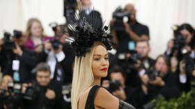 FOTO: Headpiece Terbaik di Met Gala 2018