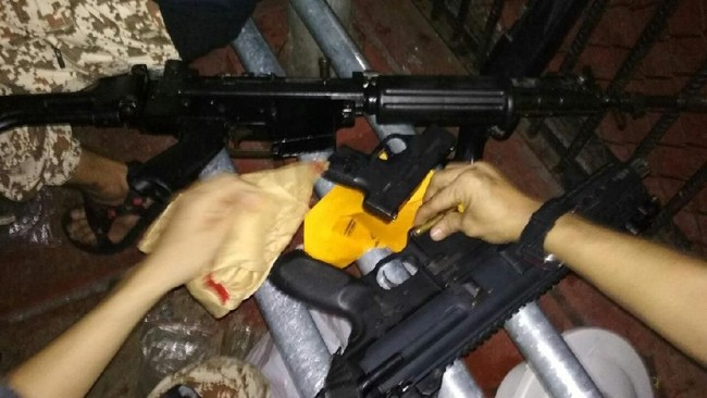 Tim Pengacara Muslim, Achmad Michdan memperoleh kabar tentang kericuhan di Mako Brimob. Dia mengaku memperoleh informasi dari pihak yang berada di dalam rutan.