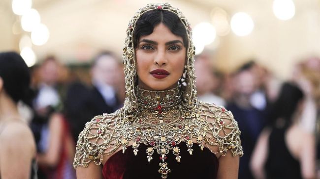 Priyanka Chopra punya niat khusus ketika membawa film India 'The Sky is Pink' bisa tayang di Toronto International Film Festival dan 'sejajar' dengan 'Joker'.