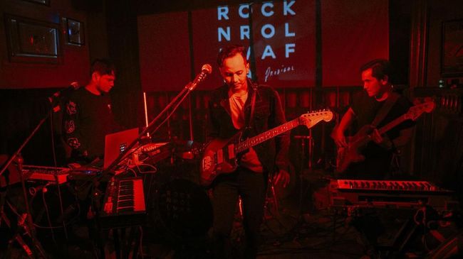 Band Rock N Roll Mafia (RNRM) kembali merilis album mini bertajuk 'Unison' yang berbeda dibandingkan karya sebelumnya.