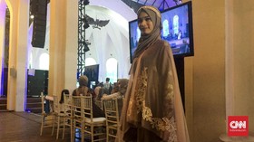'Damasca', Koleksi Ria Miranda yang Usung Semangat Perubahan
