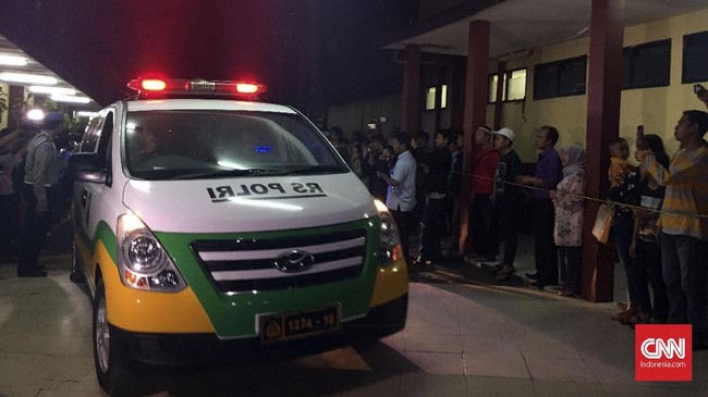 Jenazah narapidana teroris atas nama Abu Ibrahim alias Beny Syamsu tersebut masih ada di Rumah Sakit Polri. Belum ada pihak keluarga yang membawa jenazah.