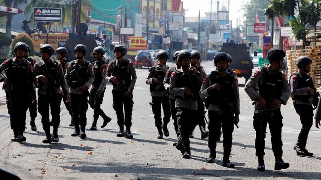 Wakapolri Komjen Syafruddin menyatakan ledakan yang terjadi di Mako Brimob merupakan bentuk sterilisasi pascakerusuhan dan penyanderaan.