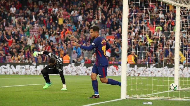 Barcelona sukses menghancurkan Villarreal 5-1 pada laga pekan ke-36 La Liga Spanyol di Stadion Camp Nou, Rabu (9/5) malam waktu setempat.