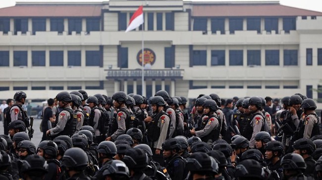 Kepala Polsek Cimanggis Kompol Suyud menyampaikan pengamanan di sekitar Mako Brimob akan dilakukan seperti biasa jelang Ahok bebas pada Kamis (24/1).