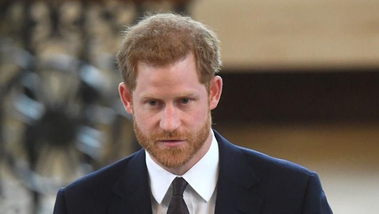 MIDDLE WALLOP, HAMPSHIRE, ENGLAND - MARCH 16:  Prince Harry attends a ceremony at the Museum of Army Flying as he presents 12 pilots from Course 17/02 of the Army Air Corps with their Wings on March 16, 2018 in Stockbridge, England. Prince Harry returned today to the Army Aviation Centre where he undertook advanced helicopter training to present the latest graduates with their Wings.  (Photo by Heathcliff O'Malley - WPA Pool /Getty Images)