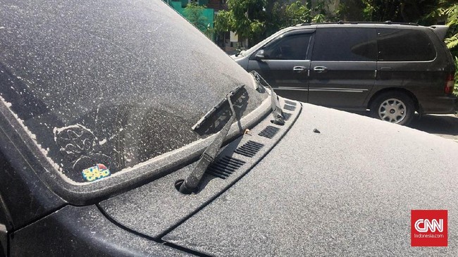 Ada beberapa hal yang bisa diperhatikan bagi pemilik kendaraan untuk menghindari efek buruk abu vulkanik.