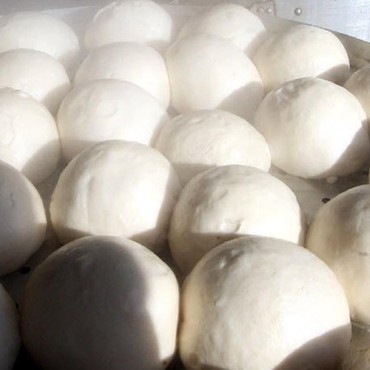 Kisah Sedih Anak 4 SD Keliling Jualan Bakpao demi Kasih Makan Keluarga