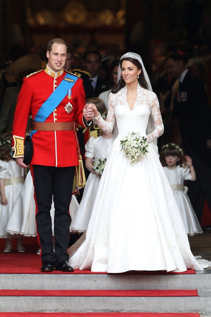 LONDON, ENGLAND - APRIL 29:  TRH Prince William, Duke of Cambridge and Catherine, Duchess of Cambridge smile following their marriage at Westminster Abbey on April 29, 2011 in London, England. The marriage of the second in line to the British throne was led by the Archbishop of Canterbury and was attended by 1900 guests, including foreign Royal family members and heads of state. Thousands of well-wishers from around the world have also flocked to London to witness the spectacle and pageantry of the Royal Wedding.  (Photo by Chris Jackson/Getty Images)