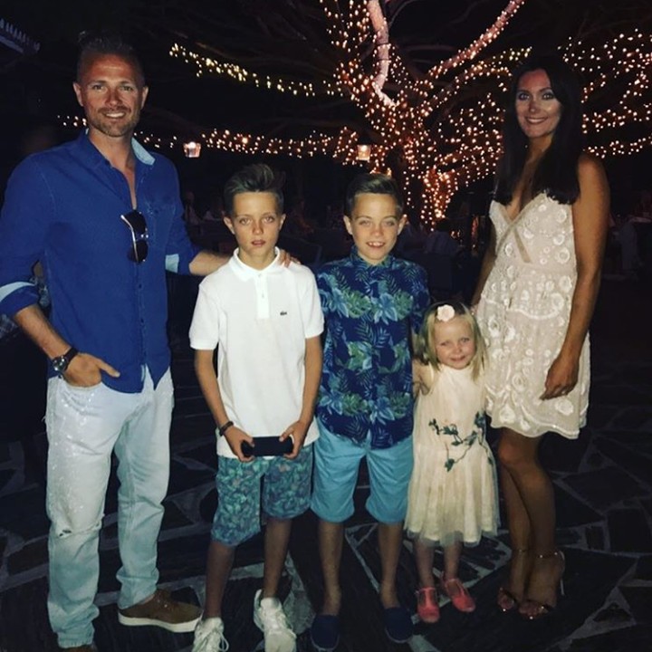 <p>Sekarang Nycky Byrner merupakan ayah dari tiga anak. Ini adalah satu momen kebersamaannya dengan keluarga. (Foto: Instagram @nickybyrneinsta)</p>