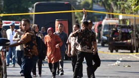 Risma Sebar Surat Edaran ke RT/RW Usai Bom Surabaya