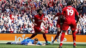 FOTO: Keseruan Hari Terakhir Liga Inggris 2018