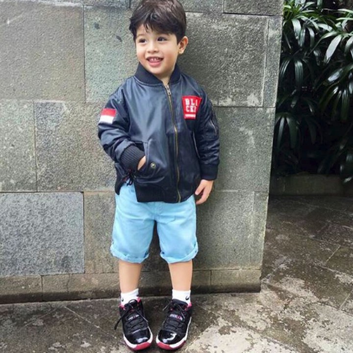 <p>Gimana? Al udah ganteng kan? (Foto: Instagram @nikitamirzanimawardi_17)</p>