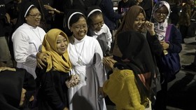 FOTO : Solidaritas Untuk Korban Bom Surabaya