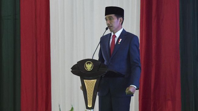 Jokowi Hadiri Deklarasi Dukungan Ulama Muda Presiden RI Joko Widodo menghadiri dukngan Solidaritas Ulama Muda Jokowi (Samawi) yang digelar di Sentul, Bogor, malam ini.