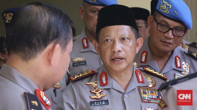 Kapolri Tito Karnavian memuji aksi heroik oleh anggota kepolisian dalam menghadapi rentetan peristiwa teror belakangan ini.