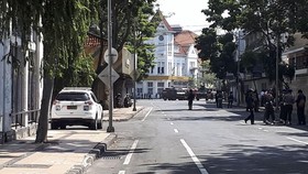Terisolasi di TKP Bom Bunuh Diri Mapolrestabes Surabaya