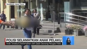 Aksi Heroik Polisi Selamatkan Anak Pelaku Ledakan Bom