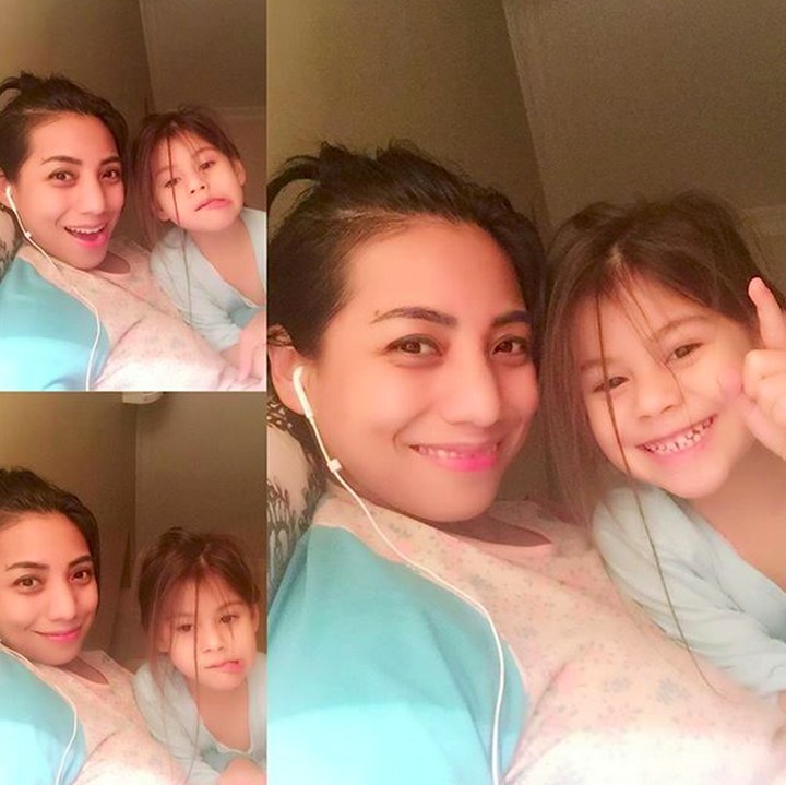 <p>Siti Rachmawati atau Siti KDI melahirkan anak perempuan melalui operasi caesar pada 21 Agustus 2013, di Liv Hospital, Istambul, Turki. Siti memang menetap di Turki, negara asal sang suami Cem Junet Peerk. (Foto: Instagram @siti_perk)</p>