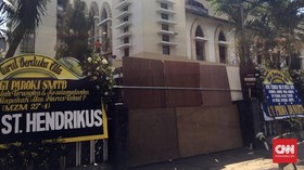 Sepekan Bom Surabaya, Polisi Perketat Penjagaan di Gereja