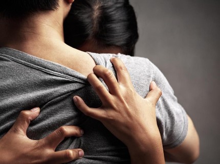 Walau Sulit, Ayah dan Bunda Harus Merelakan Kepergianmu, Nak