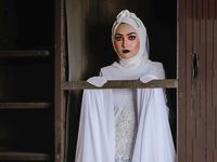 Foto: Viral Hijab Pocong Untuk Pernikahan, Berani Pakai?