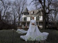 Foto: Viral Hijab Pocong Untuk Pernikahan, Berani Pakai?