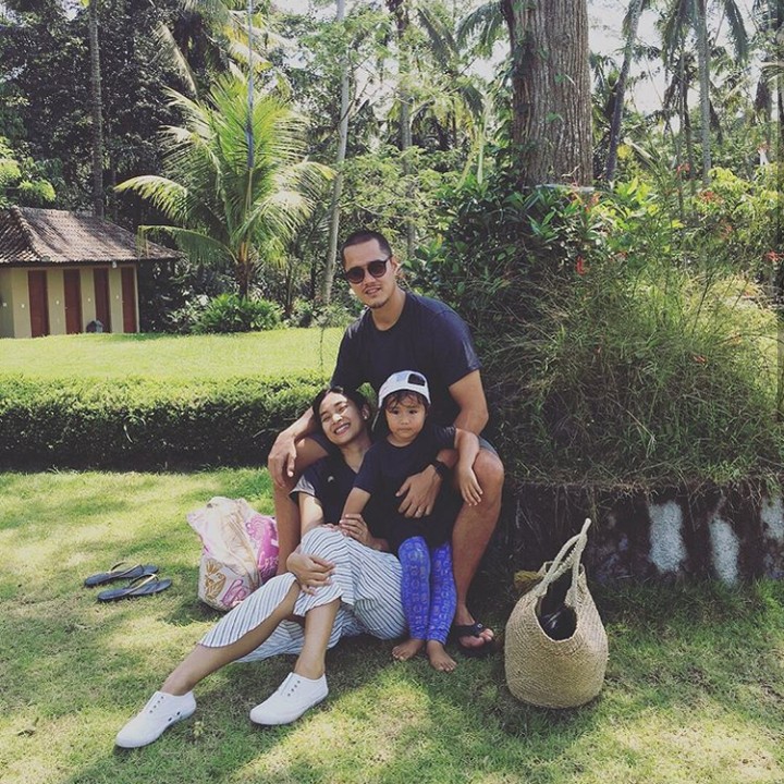 <p>Piknik dulu yuk... (Foto: Instagram @tjokgus)</p>
