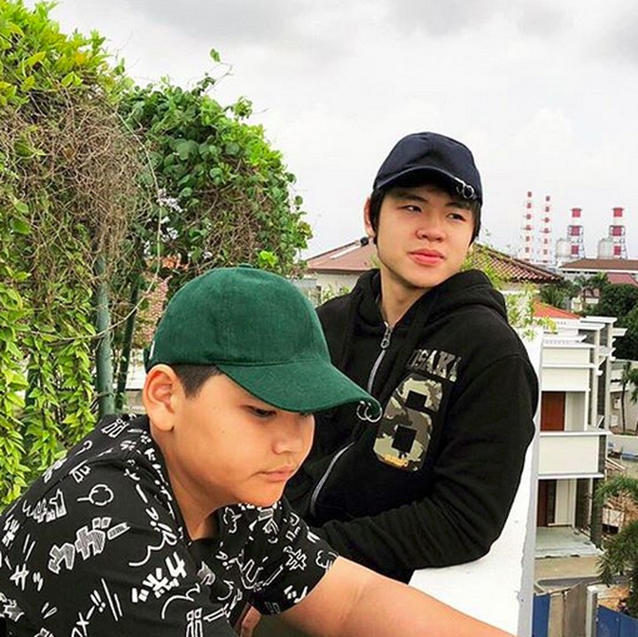 <p>Mirip nggak, Bun, kakak dan adik yang satu ini? (Foto: Instagram/ @nachoseann)</p>