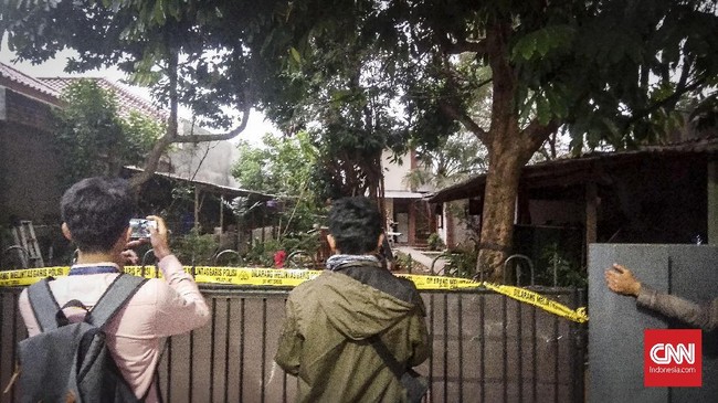 Salah satu terduga teroris yang ditangkap di Tangerang diketahui kerap berlatih memanah di area pekarangan tempat tinggalnya.