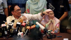 Anwar: Koalisi dengan Mahathir Penting Buat Kalahkan Najib