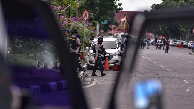Kepala Biro Penerangan Masyarakat, Brigadir Jenderal M.Iqbal mengenang sosok Ipda Auzar yang tewas dalam serangan Mapolda Riau sebagai seorang pekerja keras.