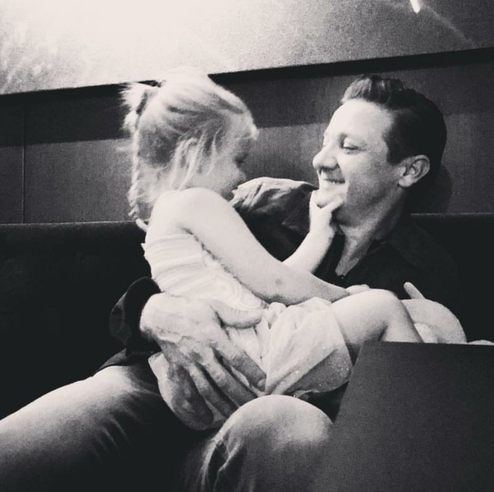<p>So sweet banget ya ayah dan anak ini. (Foto: Instagram/renner4real)</p>