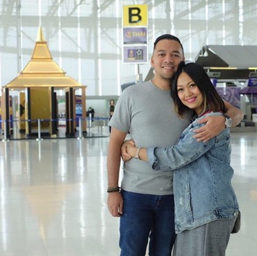 Nola B3 Hamil Anak ke-4 pada Usia 43 Tahun, Suami Beri Reaksi Tak Terduga