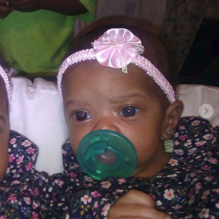 <p>Throwback saat keduanya masih bayi. (Foto: Instagram @megan_morgan_trueblue)</p>
