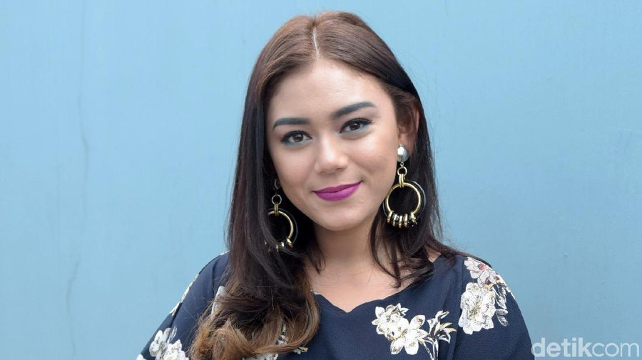 Thalita Latief saat ditemui di studio Trans TV.