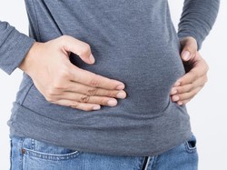 Pria Dilarikan ke UGD usai Makan 3 Kg Burger, Keluhan Sembuh Setelah Kentut