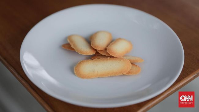 Kue Lidah Kucing  (17/5). (CNN Indonesia/ Hesti Rika)