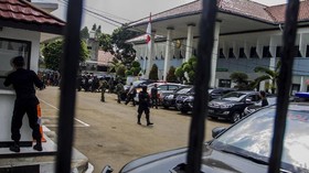 Sidang Pembubaran Kelompok JAD Dikawal Aparat Bersenjata