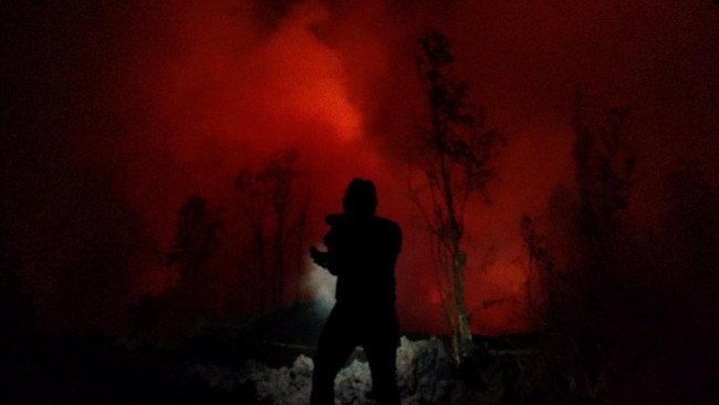 Kabut vulkanik Gunung Kilauea menyelimuti Kepulauan Marshall yang berjarak 3.700 kilometer dari Hawaii dan terus bergerak ke barat, Minggu (27/5).