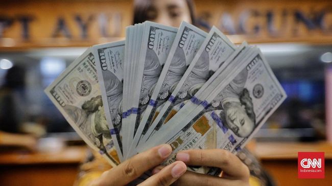 Dolar AS Perkasa di Tengah Perhelatan KTT G7 Mata uang dolar Amerika Serikat makin perkasa di hadapan mata uang negara anggota G7 dan negara Asia di tengah perhelatan KTT G7 di Kanada.