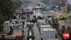 Demo di Pasar Jumat, Macet Mengular Hingga Pasar Ciputat
