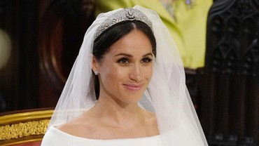 img-title Terungkap Lagi, Meghan Markle Bikin Ratu Elizabeth II Kesal gegara Mahkota