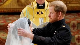 Pangeran Harry dan Meghan Markle Resmi Menikah