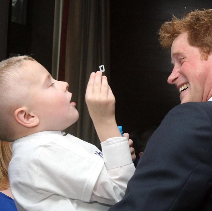 <p>Berinteraksi sama anak bisa sebahagia ini ya... (Foto: Getty Images)</p>