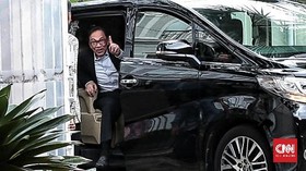 Kunjungi Wapres JK, Anwar Ibrahim Tanya Soal KTT OKI