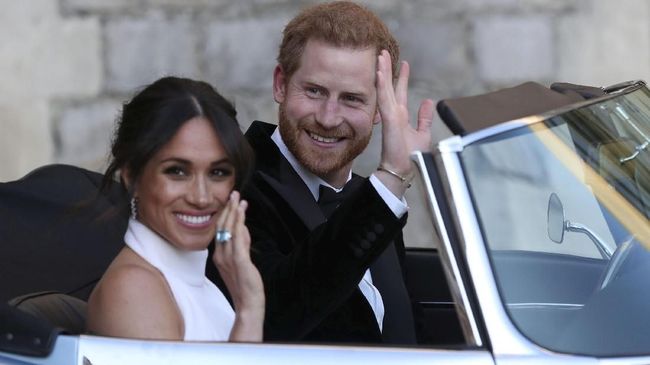 Pangeran Harry dan Meghan Markle Bakal Boyong Bayi ke Afrika Pangeran Harry dan Meghan Markle disebut telah merencanakan kunjungan resmi Kerajaan Inggris ke benua Afrika pada beberapa bulan depan.